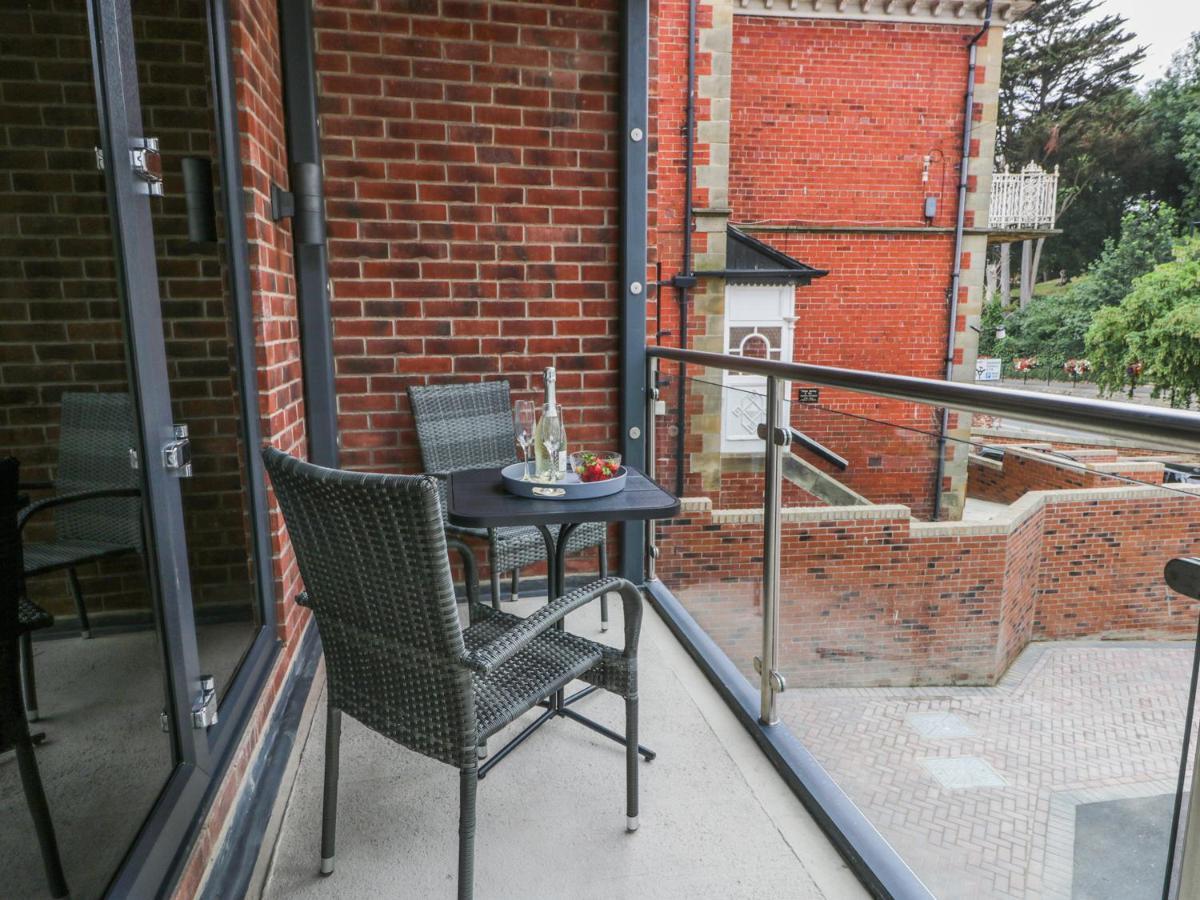 The Office Gardens, Apartment 1 ウィットビー エクステリア 写真